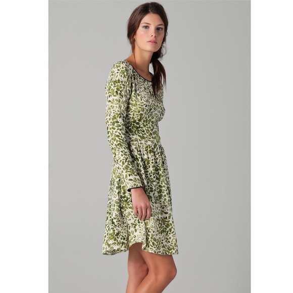 NWT Piamita 100% Silk Long Sleeve Patterned Dress - Picture 2 of 7